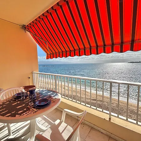 Corse Azur Pieds Dans L'eau Ajaccio Apartment *